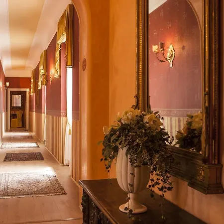 酒店 Castello Di Spessa - Residenze D'epoca