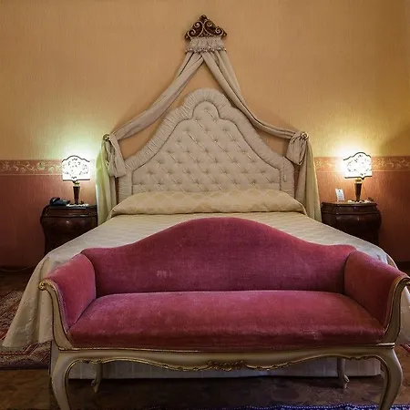 Castello Di Spessa - Residenze D'epoca 4*