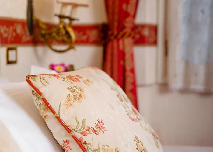 Castello Di Spessa - Residenze D'epoca Отель