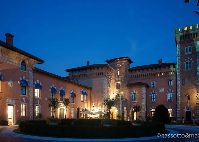 Отель Castello Di Spessa - Residenze D'epoca