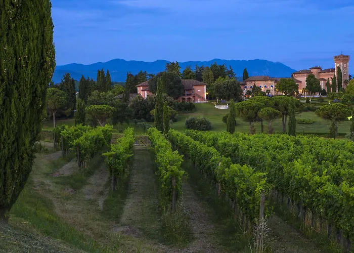 Отель Castello Di Spessa - Residenze D'epoca 4*