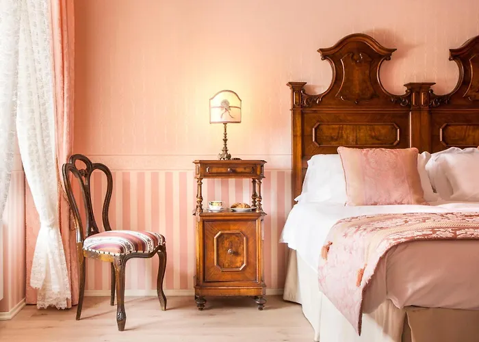 Отель Castello Di Spessa - Residenze D'epoca Каприва-дель-Фриули