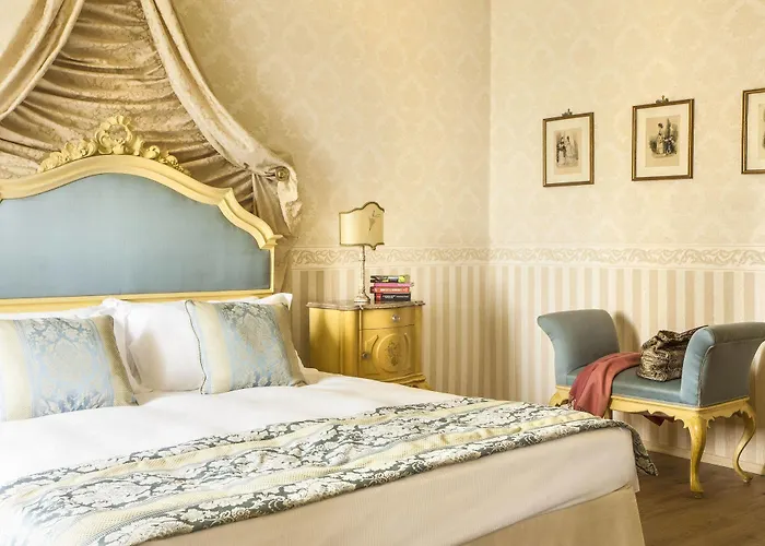 Castello Di Spessa - Residenze D'epoca Отель Каприва-дель-Фриули