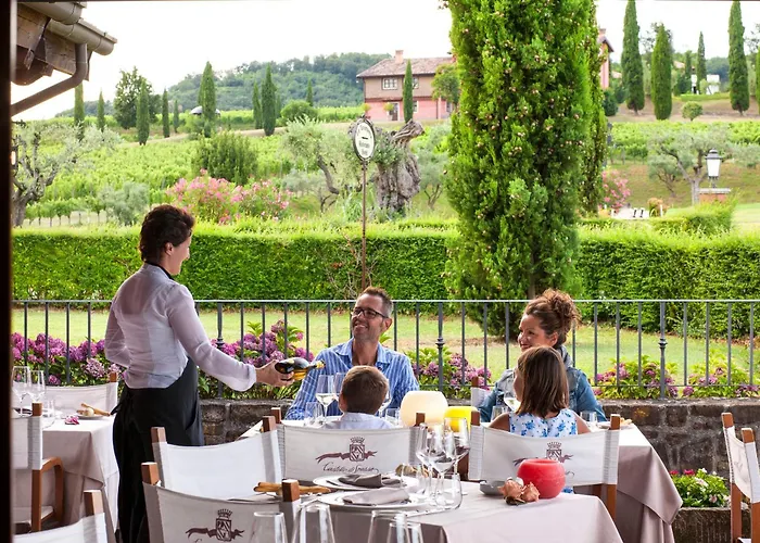 Castello Di Spessa - Residenze D'epoca Каприва-дель-Фриули